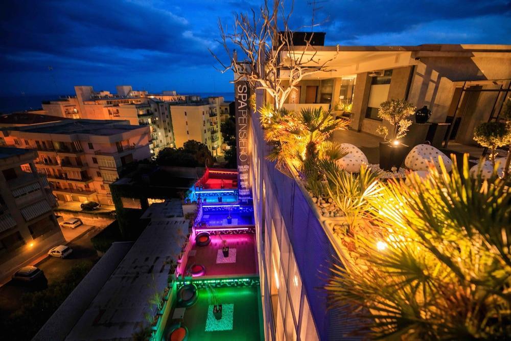 Una Hotels One Siracusa سيراكوزا المظهر الخارجي الصورة